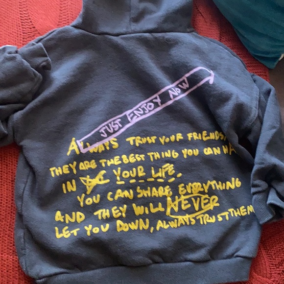 Zara Graffiti sweaters for toddler - Picture 5 of 5